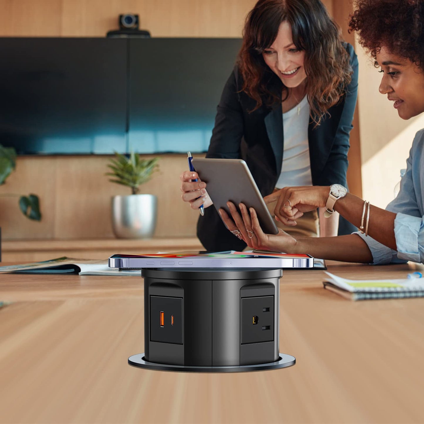 Retractable Recessed Hidden Outlet with 18W Wireless Charger